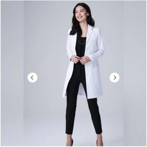 Medelita Women's Vandi 34 1/2" Lab Coat